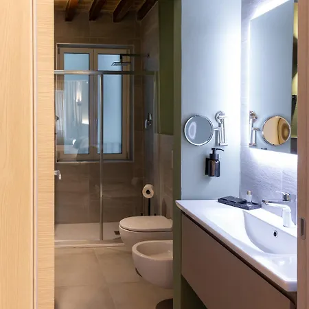 Palais Bernadette 4* Парма