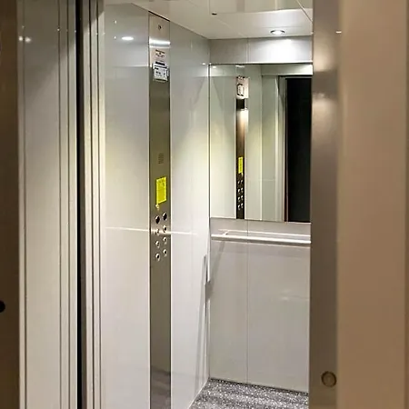 Palais Bernadette Aparthotel 4*