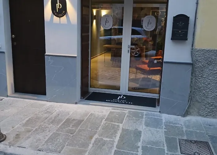 Palais Bernadette Aparthotel Parma